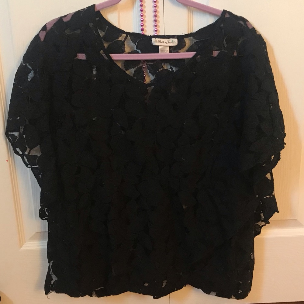 Last Chance ‼️ Black lace overlay